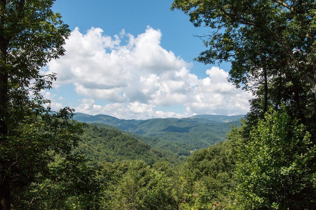 Lazy Bear Lodge Valle Crucis Buitenkant foto