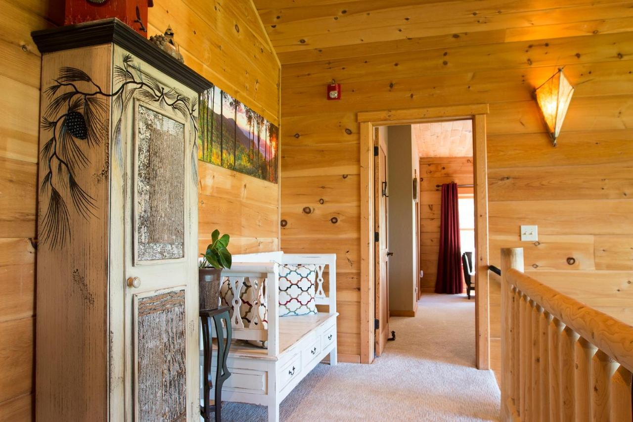 Lazy Bear Lodge Valle Crucis Buitenkant foto