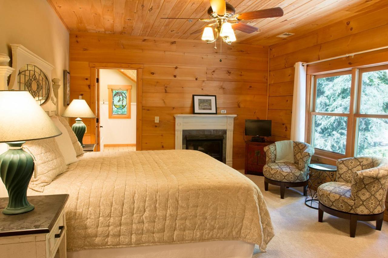 Lazy Bear Lodge Valle Crucis Buitenkant foto