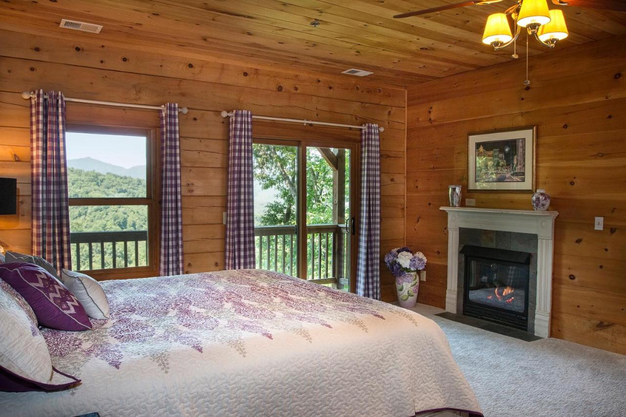 Lazy Bear Lodge Valle Crucis Buitenkant foto